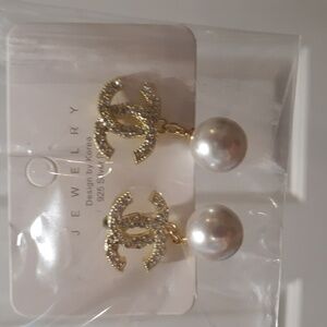 Fashion earings